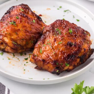 Air Fryer BBQ Chicken Thighs feature