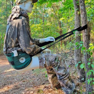 Crapstrap attached to a tree.