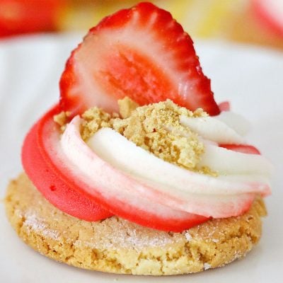 Strawberry Cheesecake Cookies